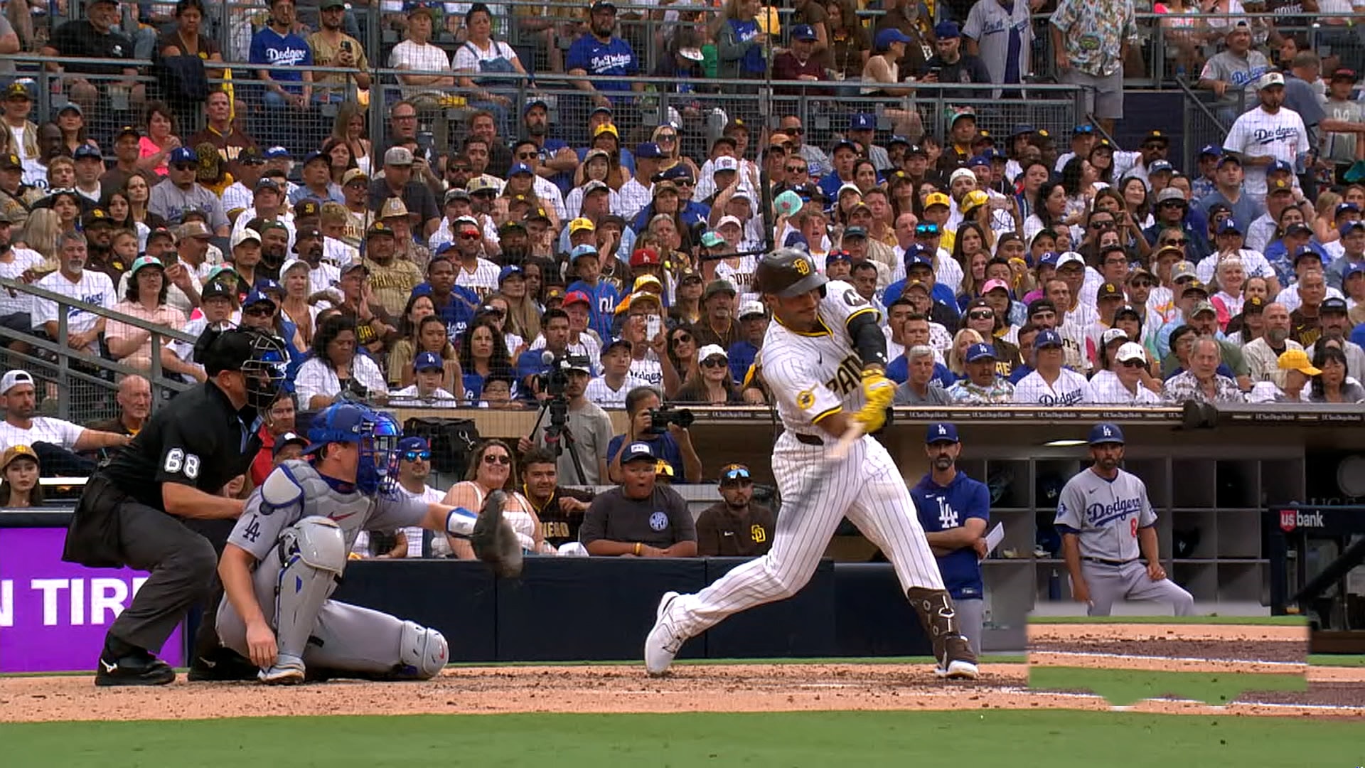 Ramón Laureano single gives Padres 2-0 lead over Dodgers