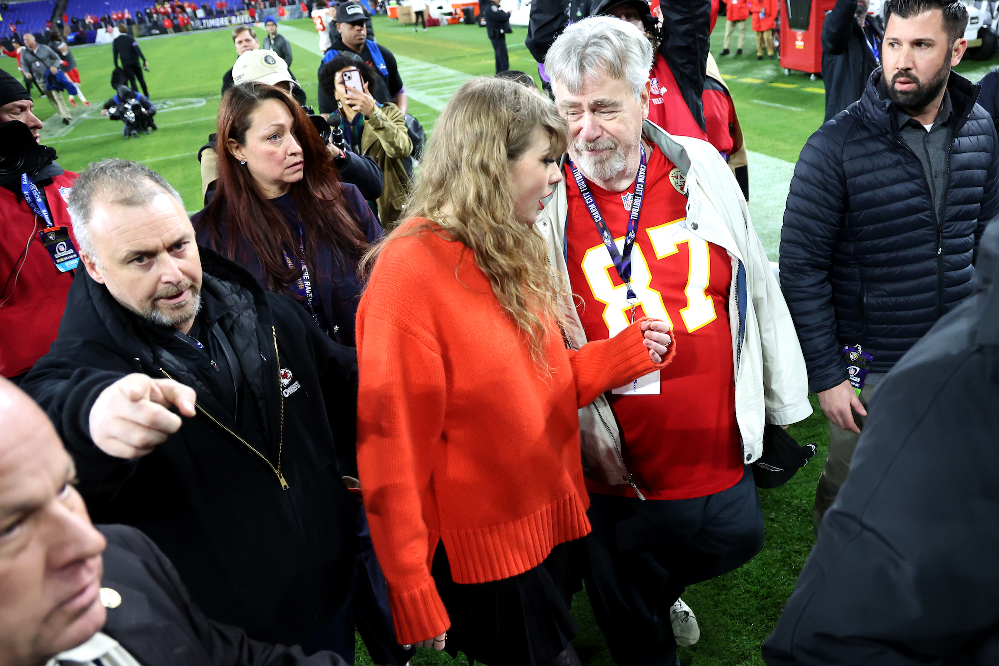 Ed Kelce Once Detailed Late Girlfriend's 1st Meeting With Taylor Swift