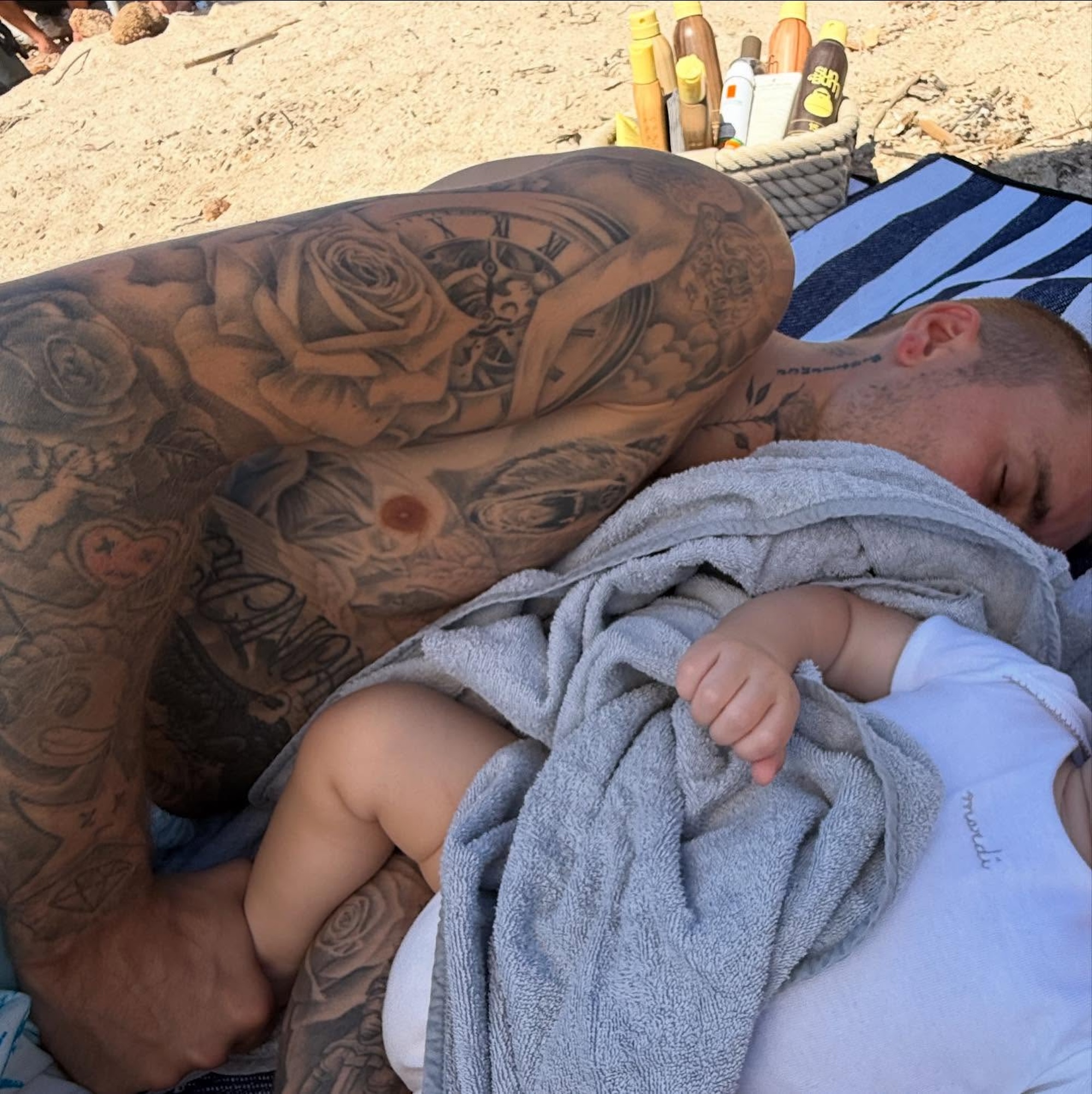 Justin Bieber Relaxes With Baby Jack After Dropping Surprise Album
