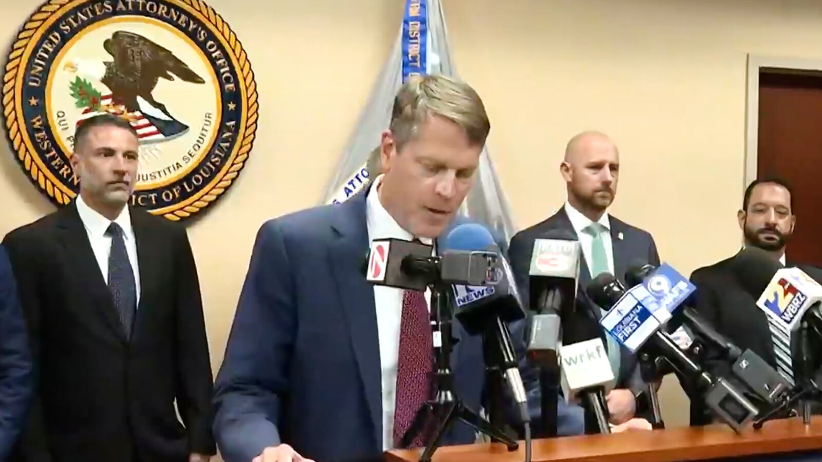 Louisiana Police Chiefs Accused of Fabricating Robberies in Immigrant Visa Scheme