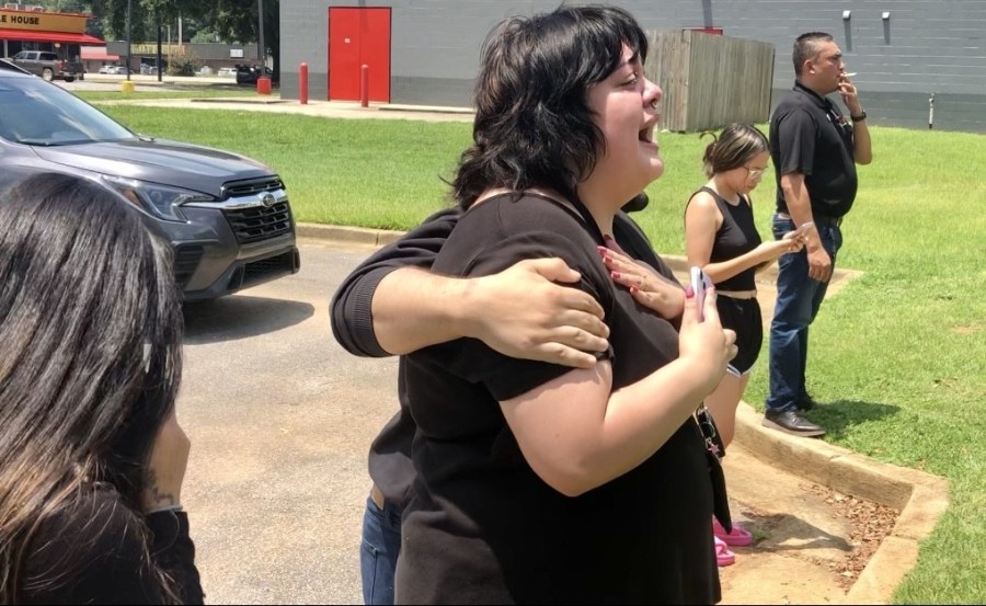 Immigration raid at Robertsdale restaurant leaves families angry, devastated