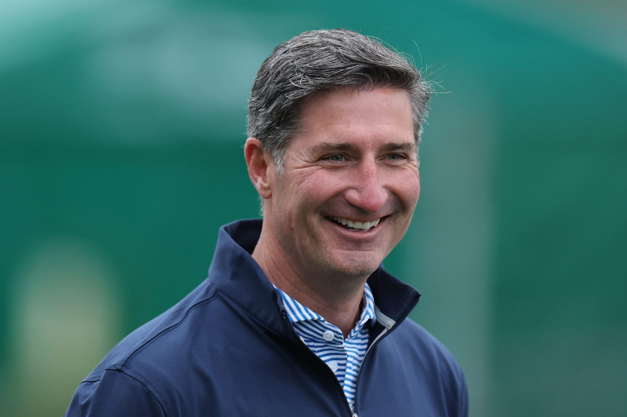 CEO Brian Niccol asks Starbucks workers to come back to the office—or he’ll pay them to leave